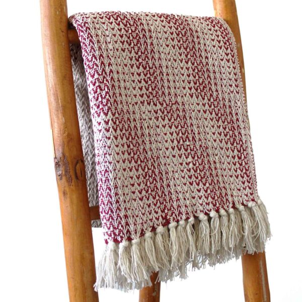 bG9jYWw6Ly9tZWRpYS85TS9HQy82MFIzMEMxRzZSV0tHQzlNLzViMmNmYzliLmpwZWc.jpg Boho Comfort Plaid - Ruby Two Tone