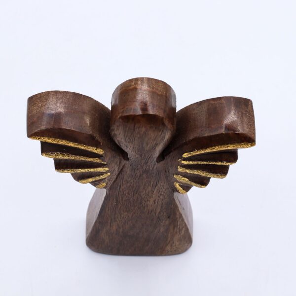 Houten engel van mangohout – een liefdevol symbool van herinnering